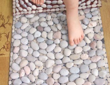 Создание массажного коврика своими руками из крышек от детского питания и пуговиц